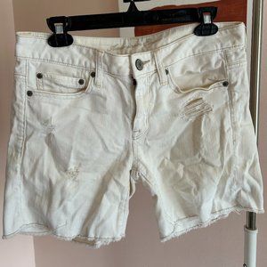 Vintage American Eagle Size 6 White cutoff Shorts